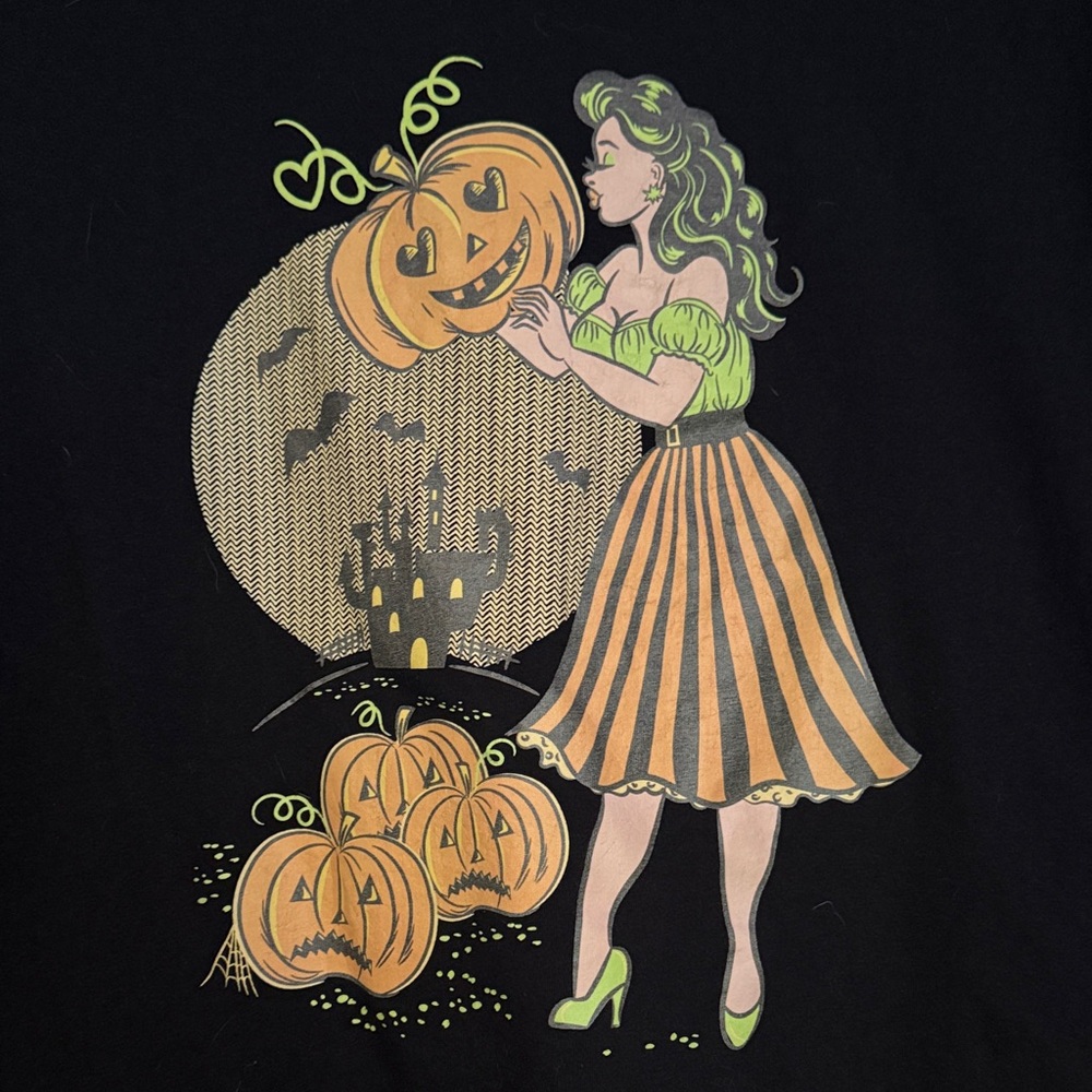 Halloween Rockabilly Girl Black T-shirt